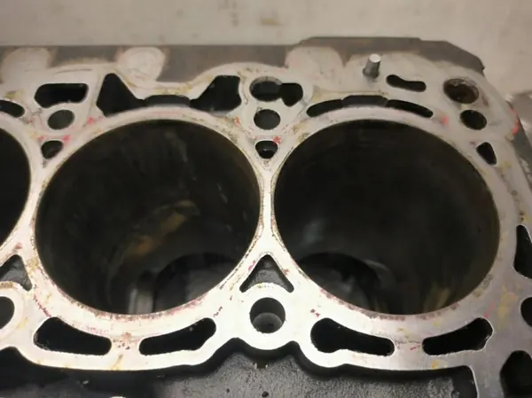 Bloque motor usado OEM 06R103023H para Audi Q5 GUB image 9