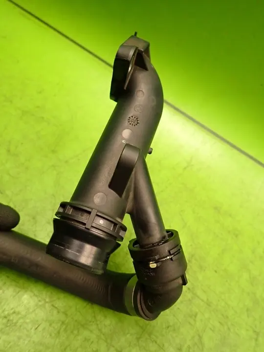 Vesiputken Liitin BMW E81 LIFT 1.6 B 2009 7560130 image 5