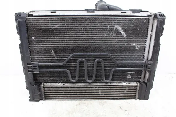Ventilateur de radiateur BMW E87 2.0D OEM - Occasion image 2