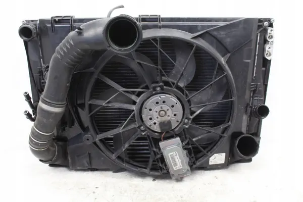 Ventilateur de radiateur BMW E87 2.0D OEM - Occasion image 4
