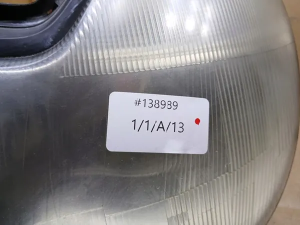 Linker Koplamp A2038200161 Mercedes W203 image 6