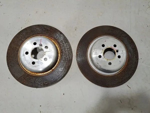 Jeu disques et étriers frein BMW X7 G07 OEM 6887397 image 4