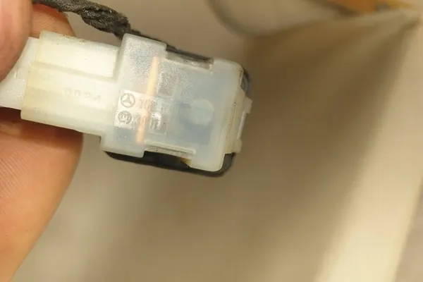 Interruptor MERCEDES-BENZ CLK (C209) 1688201910 image 6