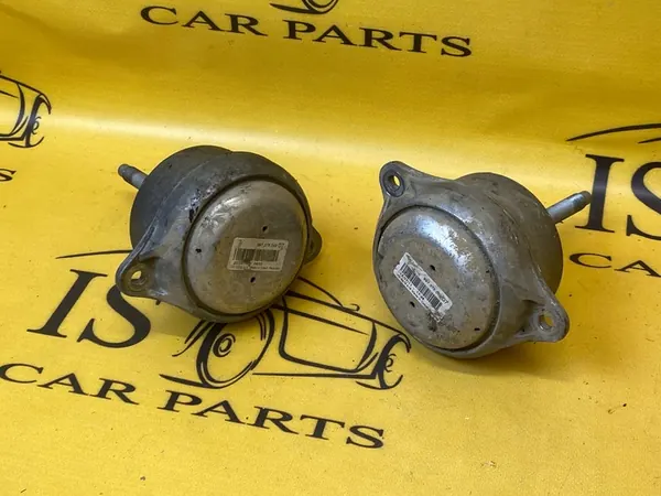 Moottorin kiinnitys Porsche 911 997 image 6