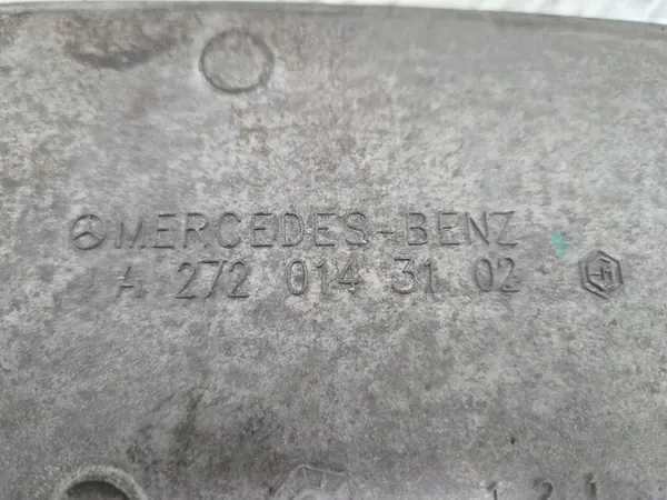 Mercedes C280 W204 Oljetank A2720143102 image 7