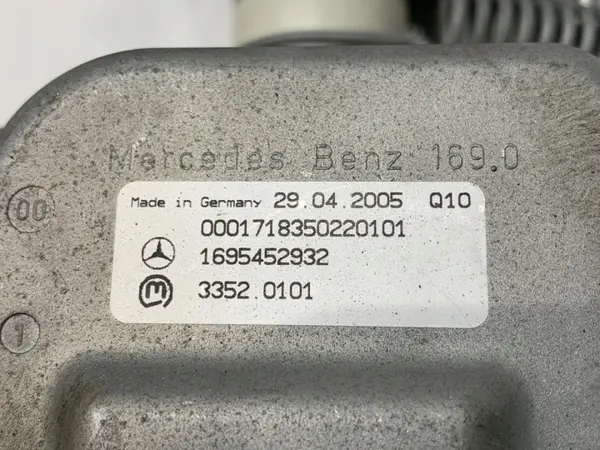 Pompe de direction OEM 1695452932 pour Mercedes W169 image 5