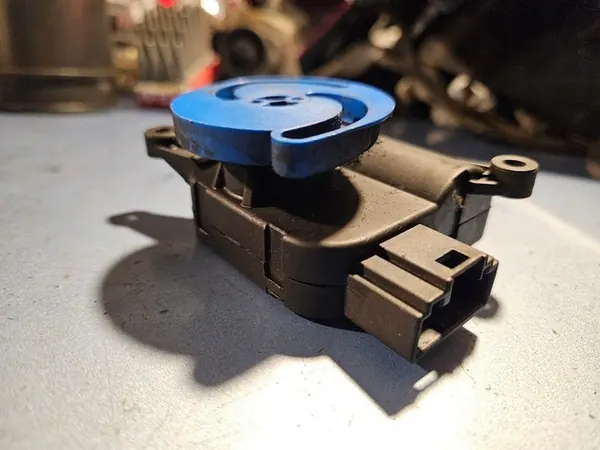 Värmefläkt AUDI A4 B6 VMC 0132801322 666210JA 8E1820511F image 5