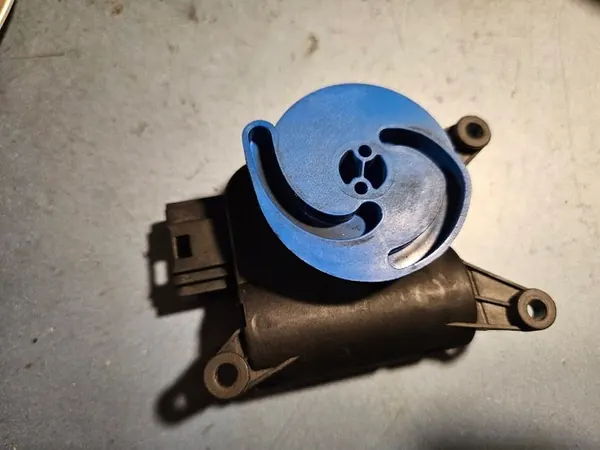 Värmefläkt AUDI A4 B6 VMC 0132801322 666210JA 8E1820511F image 6