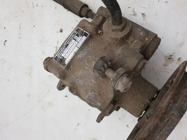 Bomba de direção assistida BMW 5 E28 1987 OEM 7671955144 image 6