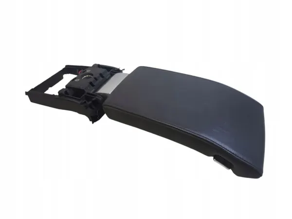 Accoudoir Volvo V70 III OEM 39804761 - Occasion image 4