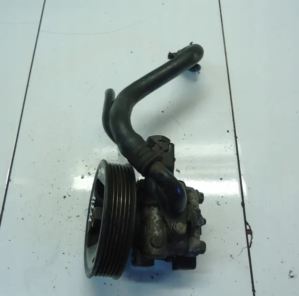 Hyundai Tucson 2.0 CRDI Servopumpe 57100-2B000 image 3