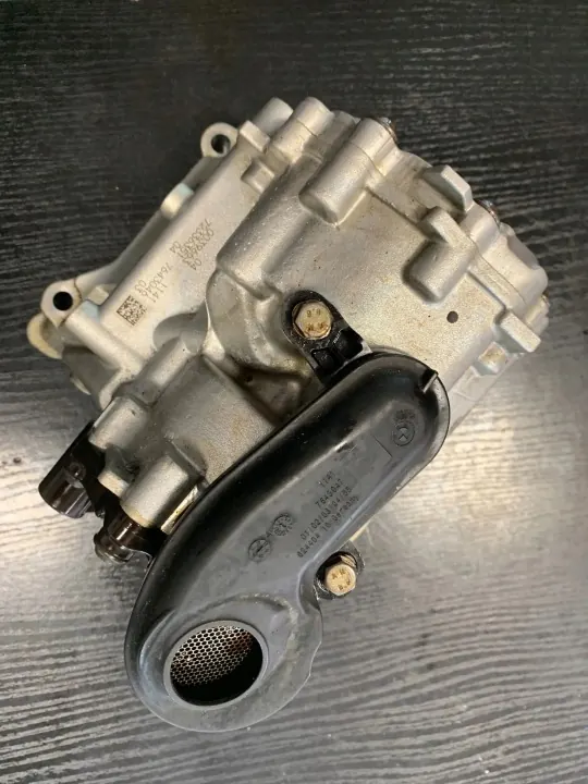 Gebruikte BMW OE 7643046 oliepomp - Directe pasvorm image 2