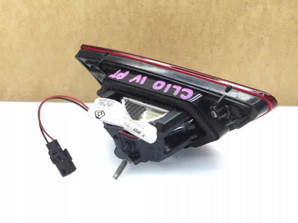 RENAULT CLIO IV HATCHBACK HÖGER BAKLJUS image 3