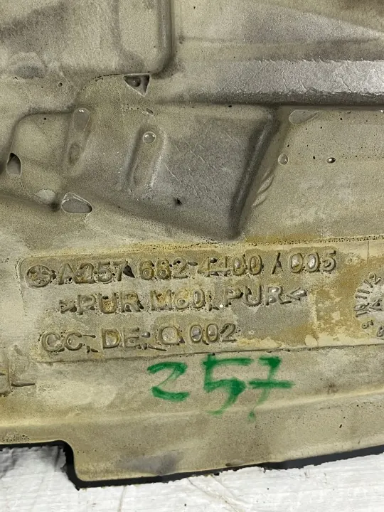 Mercedes CLS 257 OEM A2576824400 Isolamento Acústico image 7