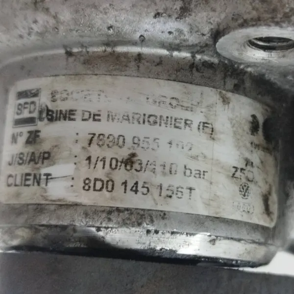 Bomba de direção AUDI A4 B6 1.9 TDI 8D0145156T image 8