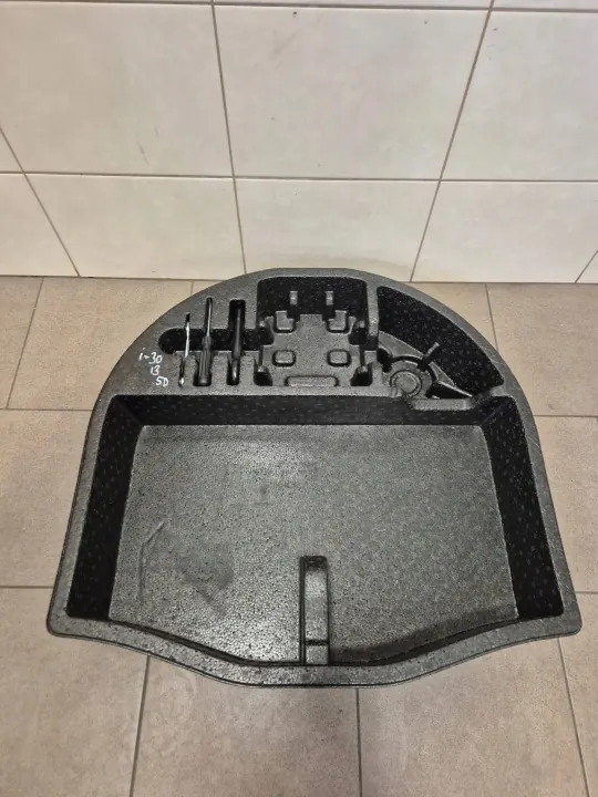 OEM 09149-A6900 Tapis de Coffre pour Hyundai i30 II 2012-2017 image 2