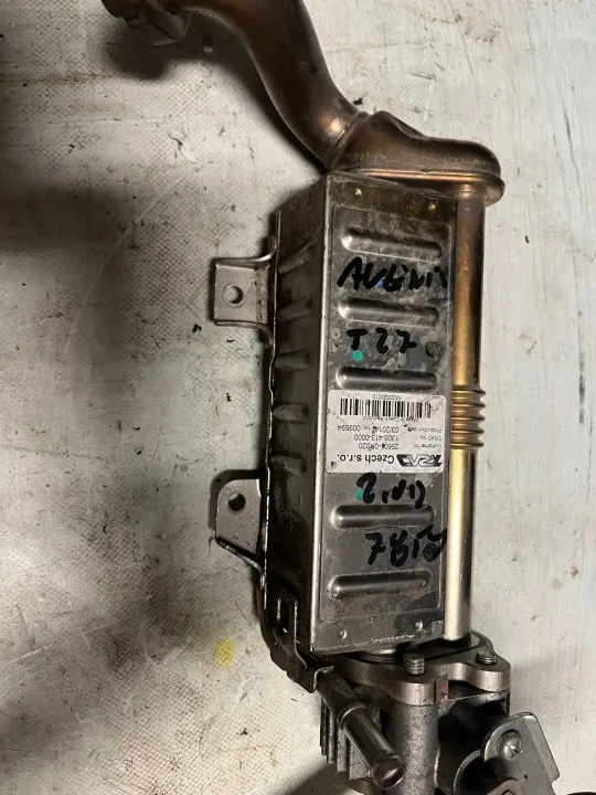 Toyota C-HR 1.8 Refroidisseur EGR OEM 255457 - Occasion image 3