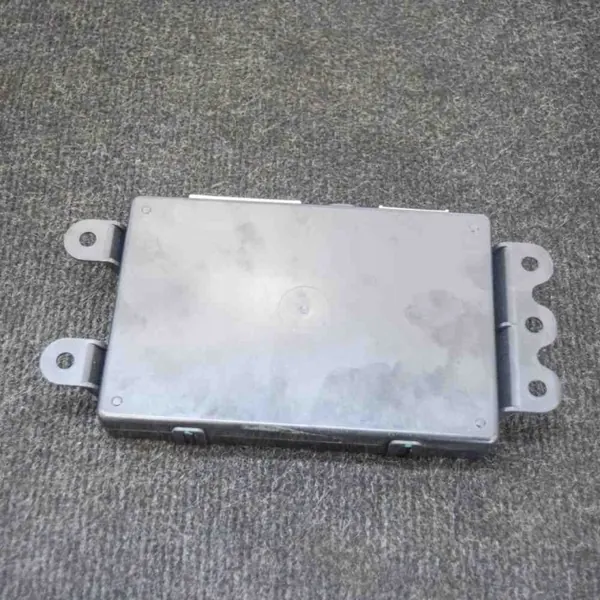 Tesla Model S Taka-ilmajousitusmoduuli OEM 106098903B image 2