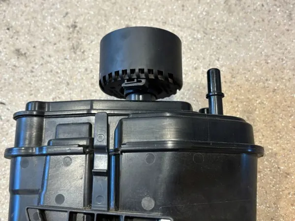 Gebrauchter Kraftstoffdampf-Kohlefilter OEM A2234706500 image 10