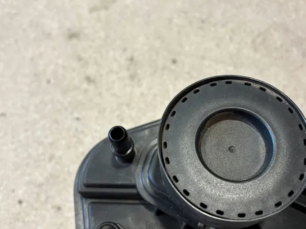 Gebrauchter Kraftstoffdampf-Kohlefilter OEM A2234706500 image 7