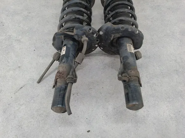 Set Ammortizzatori Anteriori Volvo V60 2.0 D3 image 6