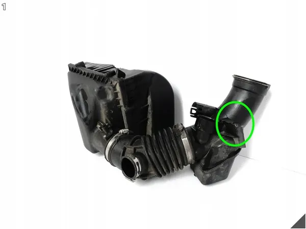 BMW G01 G02 G05 G11 G12 G30 G31 G32 Ilmansuodattimen Kotelo image 2