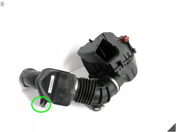 BMW G01 G02 G05 G11 G12 G30 G31 G32 Ilmansuodattimen Kotelo image 9