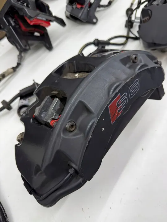 Kokonainen jarrusarja AUDI S6 C7 OEM image 5