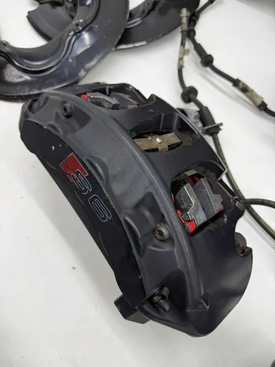 Kokonainen jarrusarja AUDI S6 C7 OEM image 6