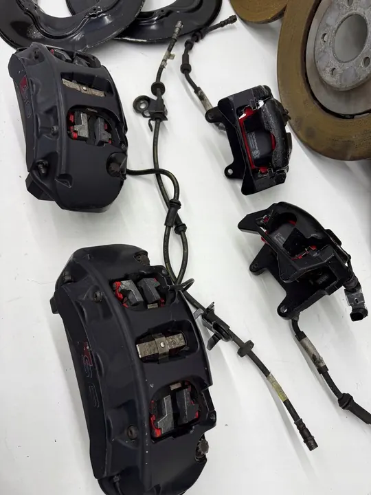 Kokonainen jarrusarja AUDI S6 C7 OEM image 9