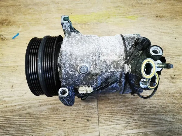 Ilmastointikompressori VOLVO V40 II 2.0D P31292175 image 3