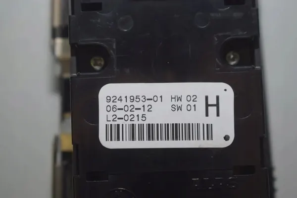 Fenstersteuerungstaste Vorne Links BMW 6 Gran Coupe (F06) OEM image 6