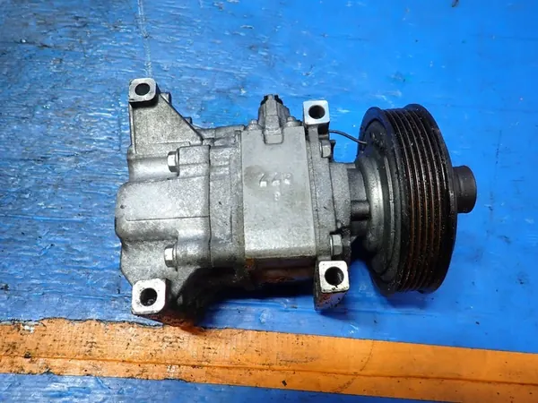Compresor de aire acondicionado Mazda 3 H12A1AS4EY image 3