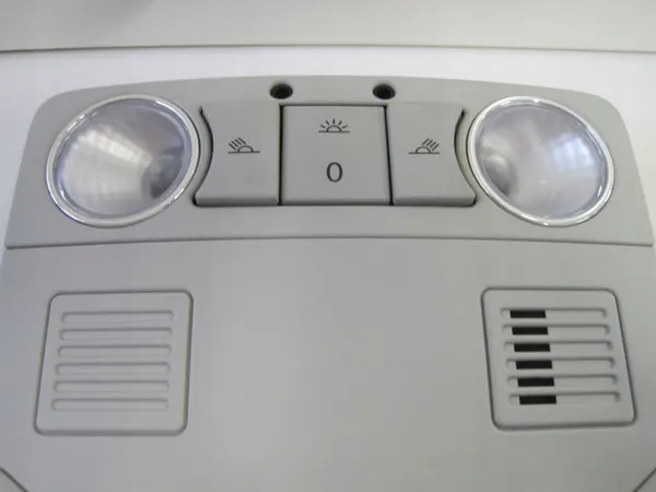 Skoda OE interieurverlichting 3T0947105B - Gebruikt image 3
