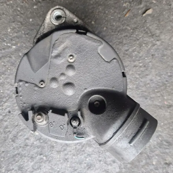 Vaihtovirtageneraattori Audi A6 C5 2.4 image 3
