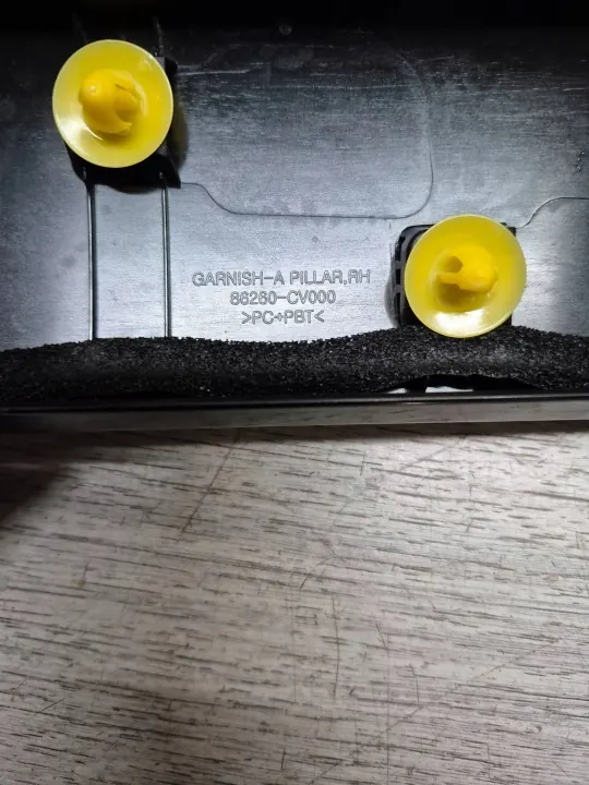 Kia EV6 Voorruitlijst Rechts OEM 86260-CV000 image 8