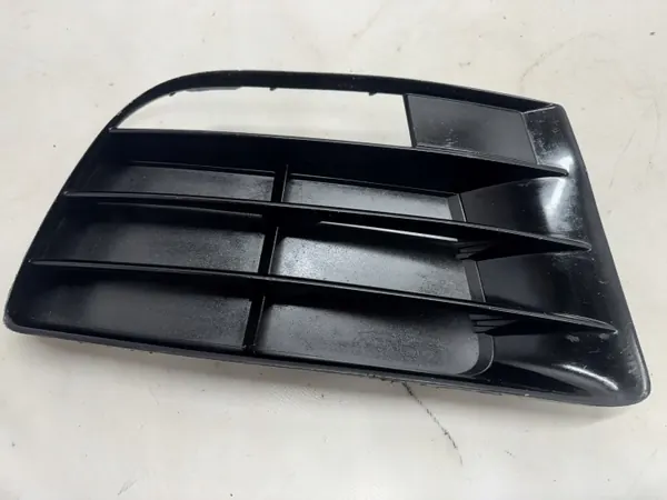 Grelha Volkswagen Scirocco R-Line OEM 1K8853950 image 2