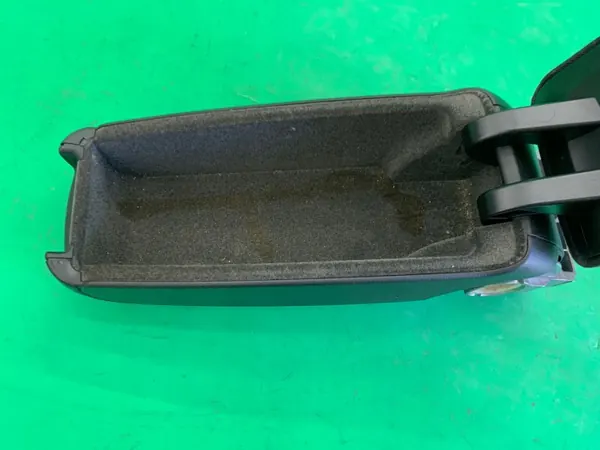 Fluwelen middenarmsteun OEM 8E0864207D Audi A4 B7 image 7