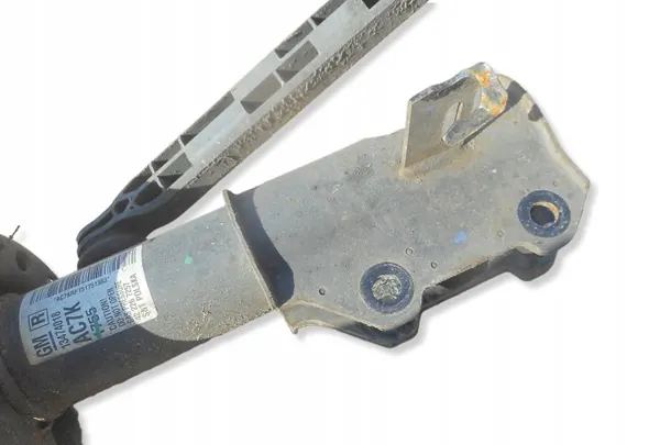 Opel Astra J Fram höger stötdämpare OEM 13474018 image 3