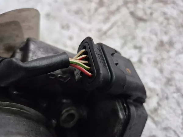 Gasklep A6460901270 Mercedes W202 image 4