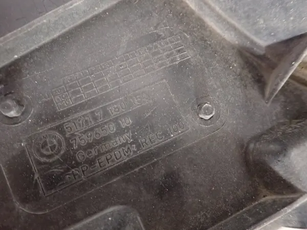 Front Right Wheel Arch BMW E82 E88 image 4