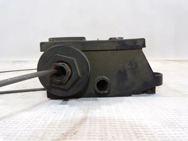 RENAULT ESPACE Electric Handbrake 8200316575 image 6