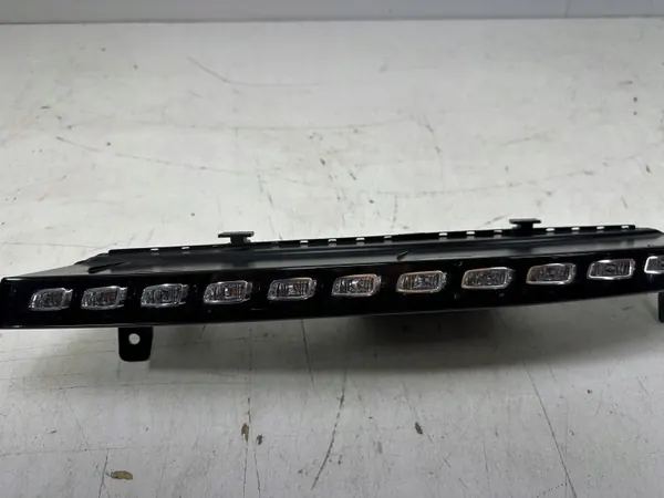 DRL Vasen Audi Q7 4L OEM 4L0953041D Halogeeni image 3