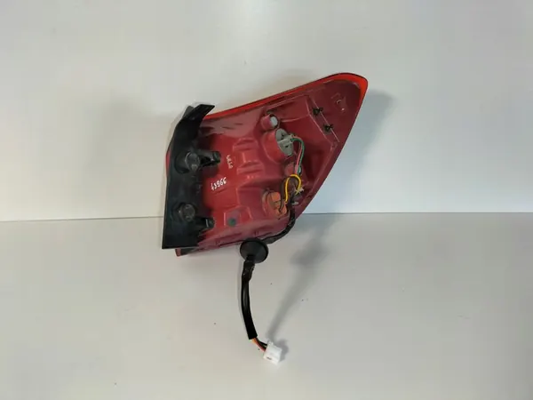 Luz trasera izquierda KIA RIO 4 IV 16- OEM 92401-H8000 image 5