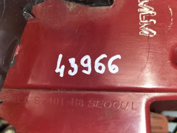 Luz trasera izquierda KIA RIO 4 IV 16- OEM 92401-H8000 image 6