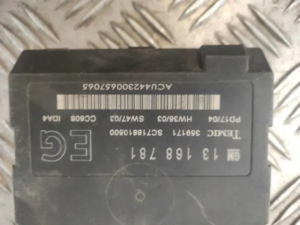 Module Confort OEM 13168781 pour Opel Vectra C 2.2L image 3