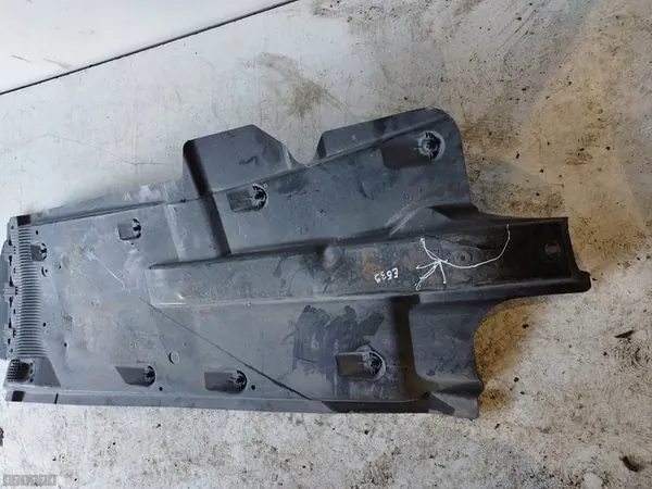 Capa do motor Seat Toledo 2016 Defeito 6ra825206 image 3