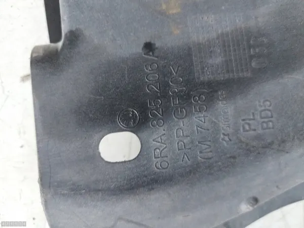 Capa do motor Seat Toledo 2016 Defeito 6ra825206 image 5