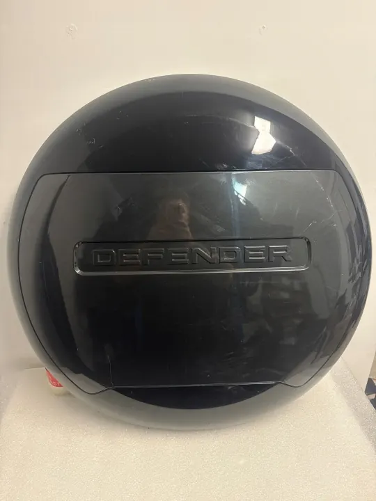 Cache roue de secours Land Rover Defender II OEM N8B2-47212-A image 2