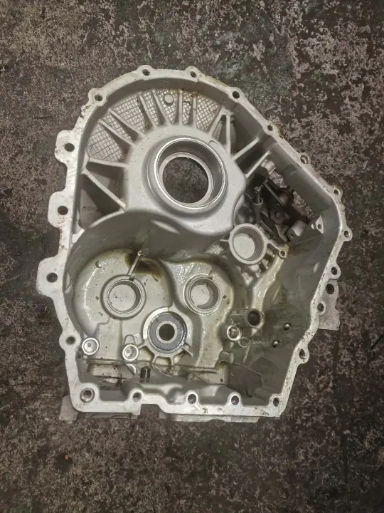 Boîtier de boîte DQ200 0AM301103F - VW OEM image 6